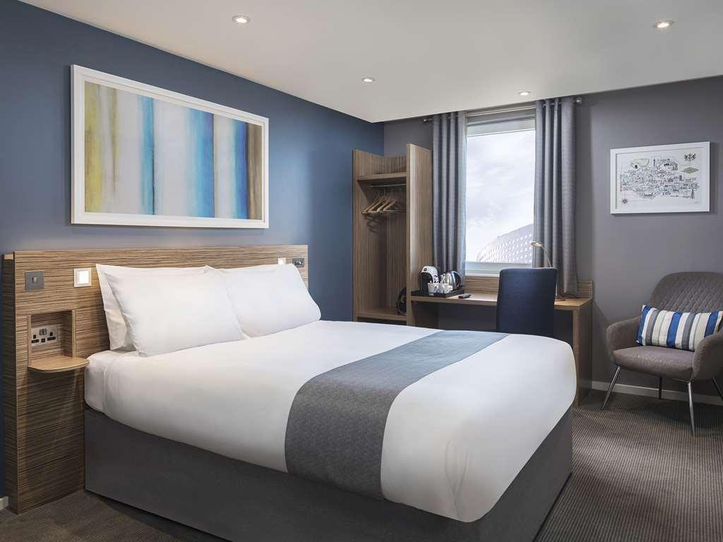 Travelodge London Central City Road Δωμάτιο φωτογραφία