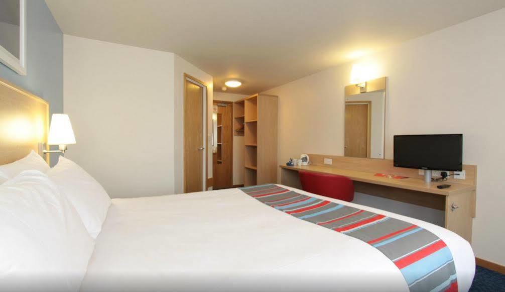 Travelodge London Central City Road Εξωτερικό φωτογραφία