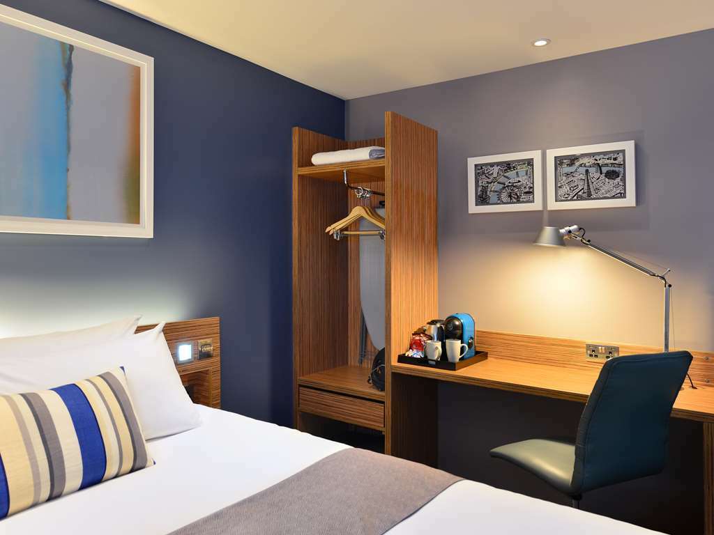 Travelodge London Central City Road Δωμάτιο φωτογραφία