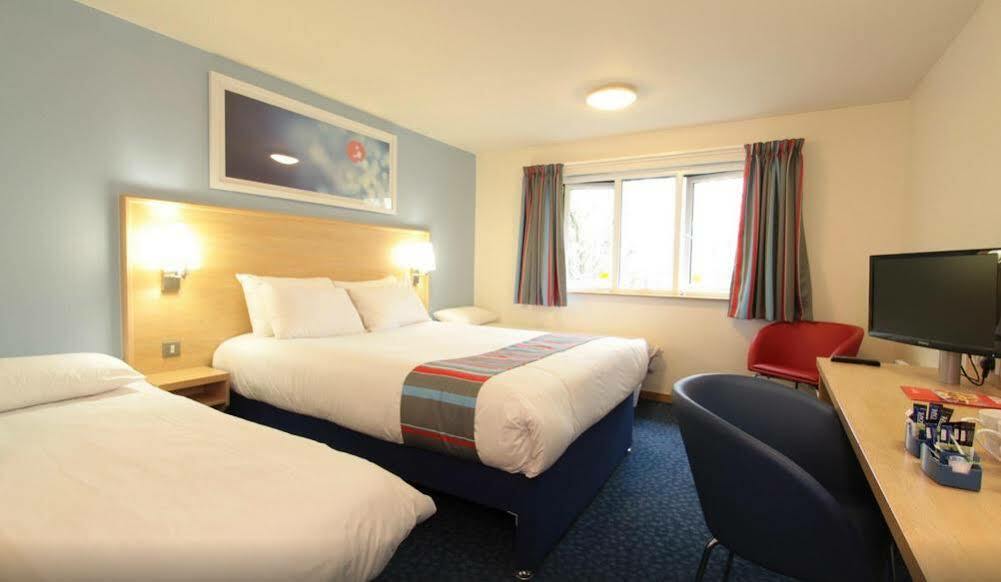 Travelodge London Central City Road Εξωτερικό φωτογραφία